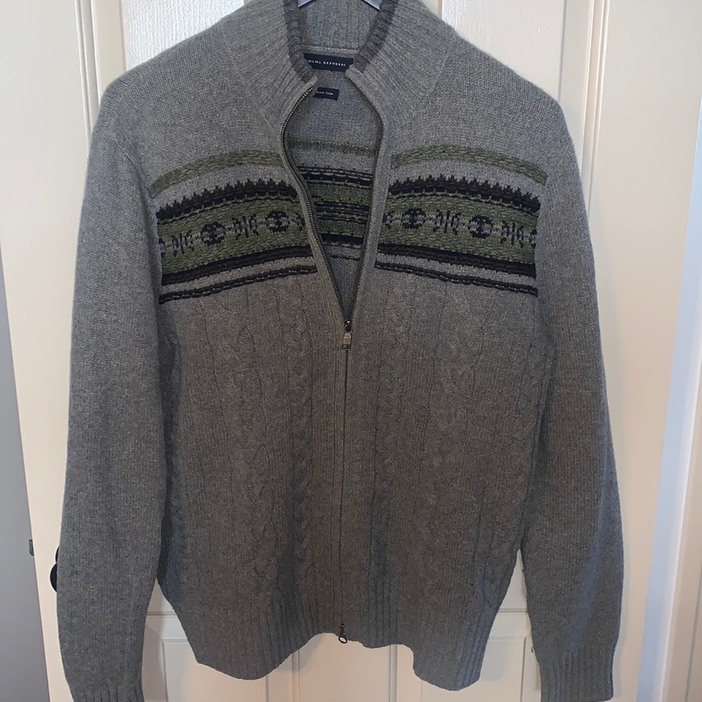 Banana Republic M Italian Yarn Grey zip up sweater
